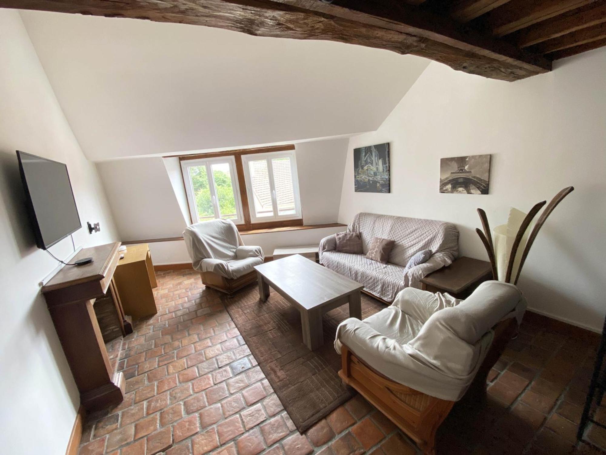 Appartement Tout Confort En Centre-Ville Cosne-Cours-Sur-Loire Exterior foto