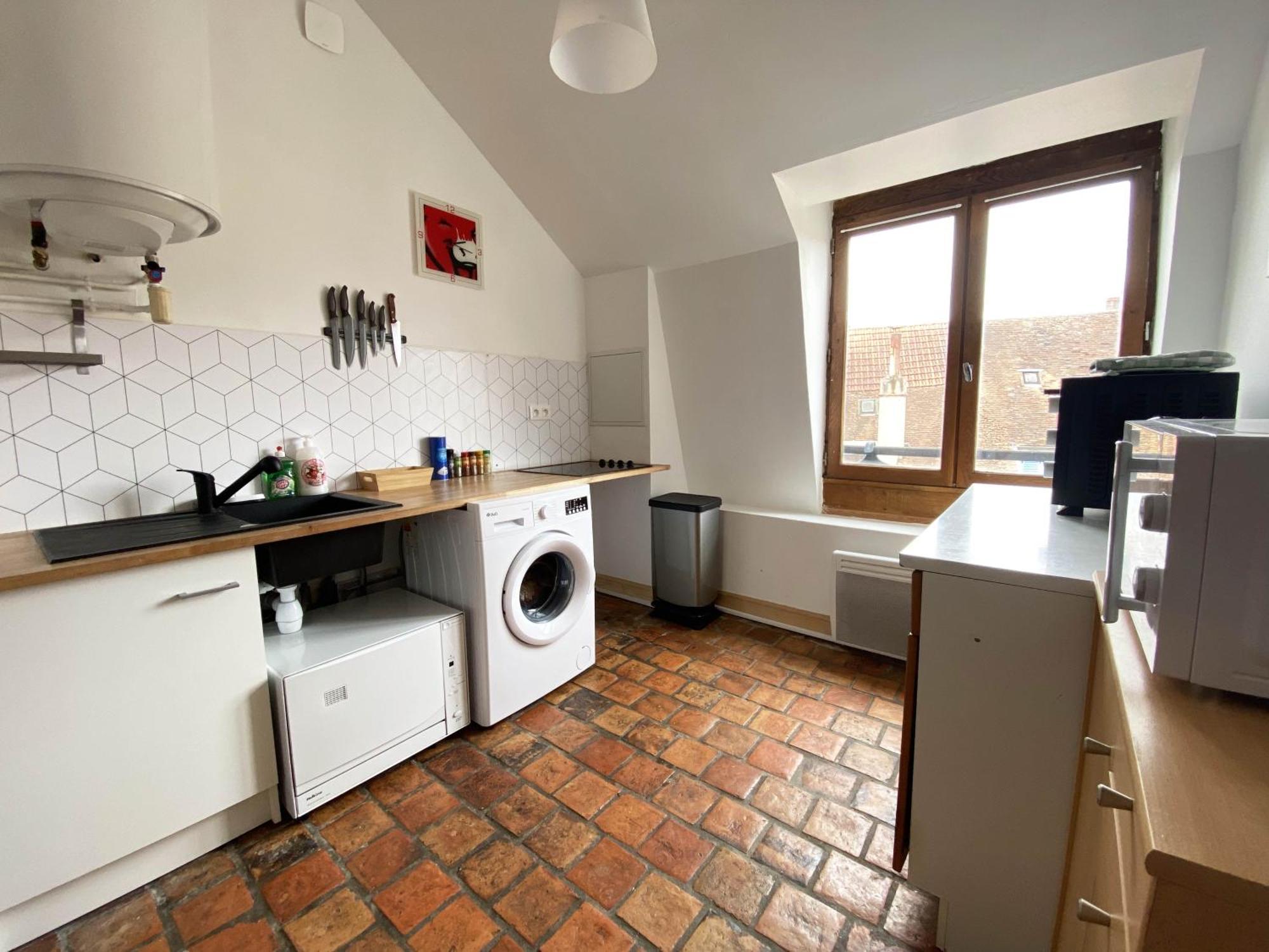 Appartement Tout Confort En Centre-Ville Cosne-Cours-Sur-Loire Exterior foto